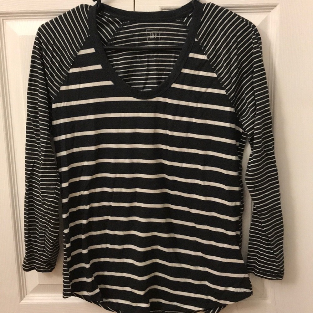 GAP striped tee